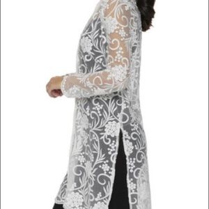 Lyssé Women's Mariah Lace Tunic Size medium